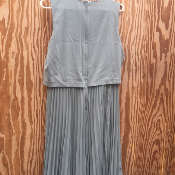 H&M Pleated Dress - Picture 4 of 4